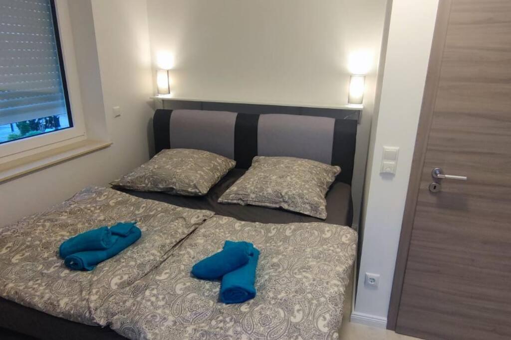 Neubau, Moderne Haushaelfte In Hamburg Apartment Bagian luar foto