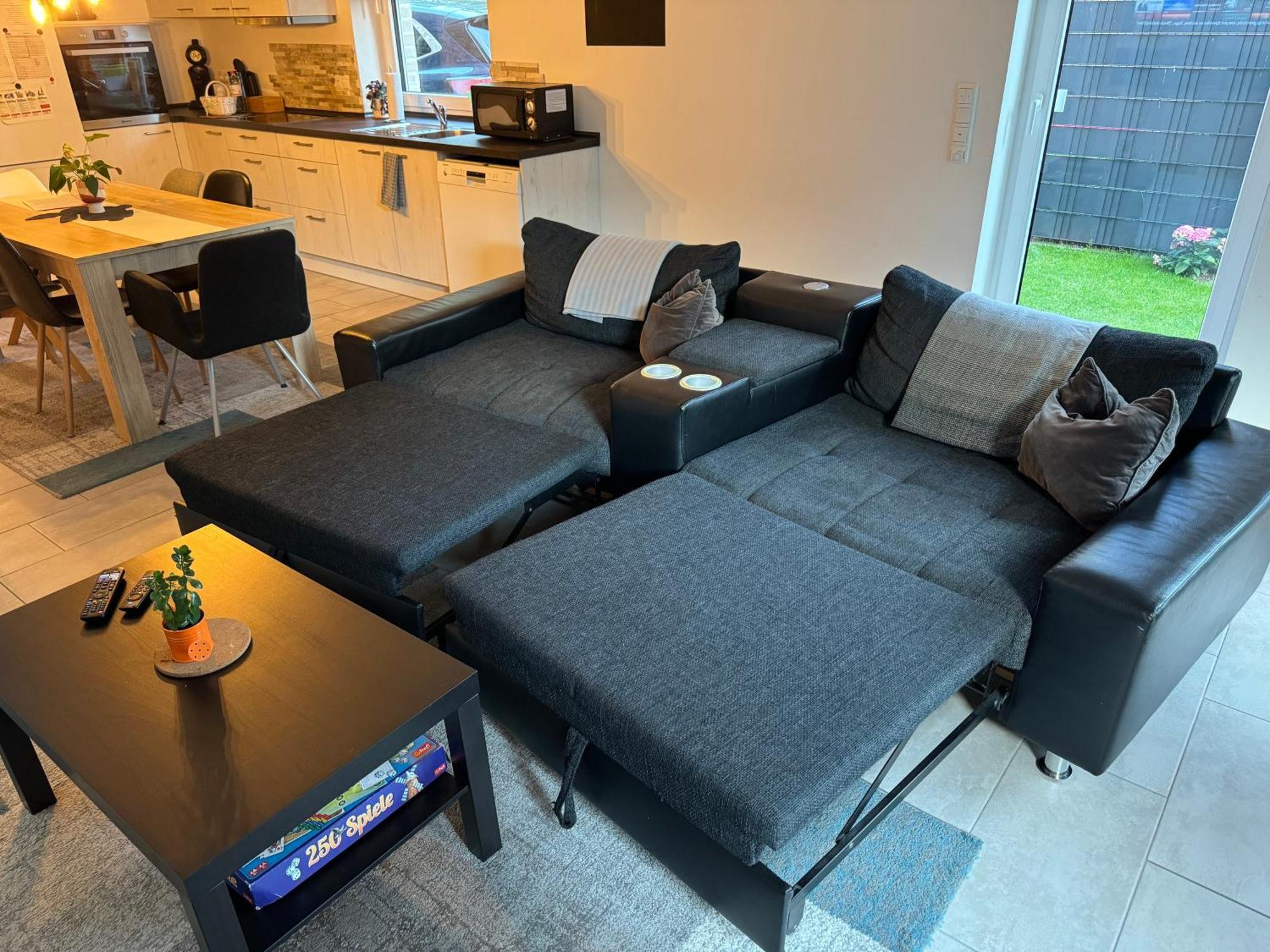 Neubau, Moderne Haushaelfte In Hamburg Apartment Bagian luar foto